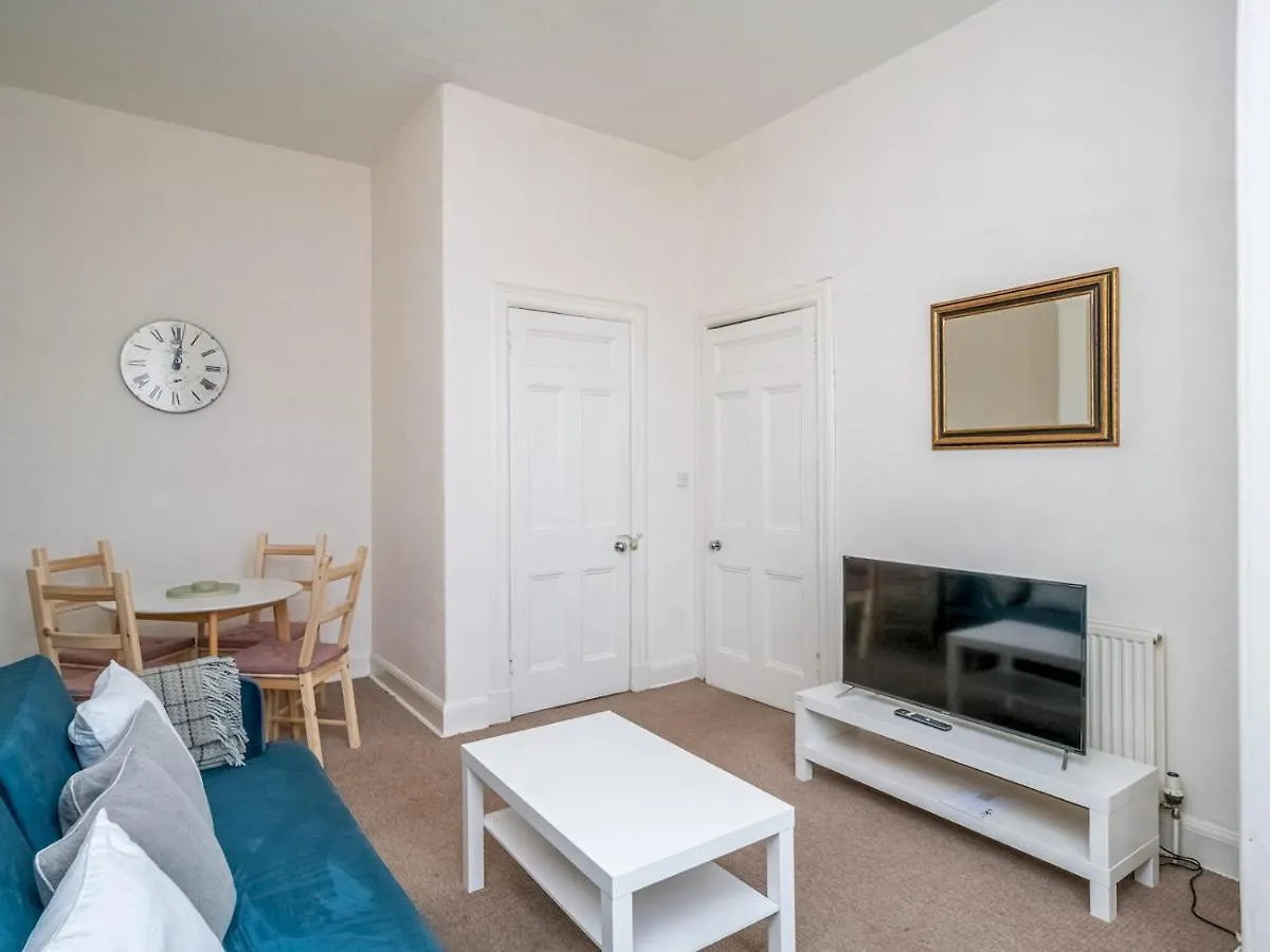 Cosy 1 Bed Flat In Historic Victorian Building 0*, Edinburgh United Kingdom