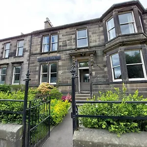 3* Hotel House