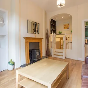 The Broughton Road Apartment